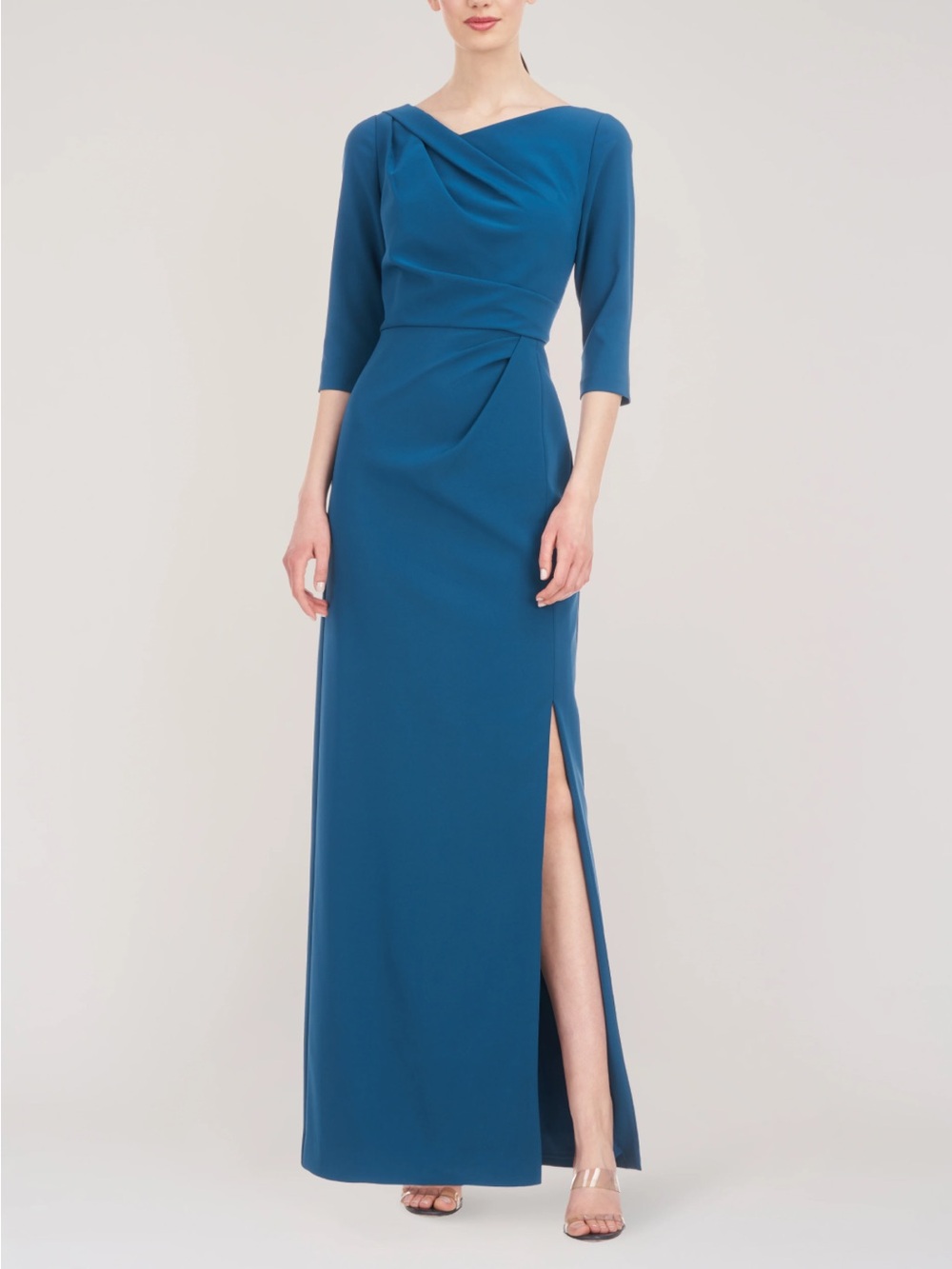 Kay Unger Margerite Lady’s Column Gown Size 4 NWT
